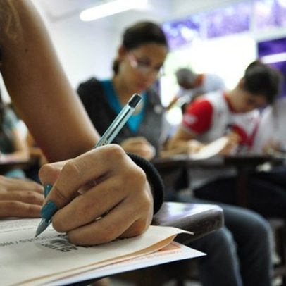Pisa 2025: Brasil mantém baixo desempenho e fica atrás de países vizinhos