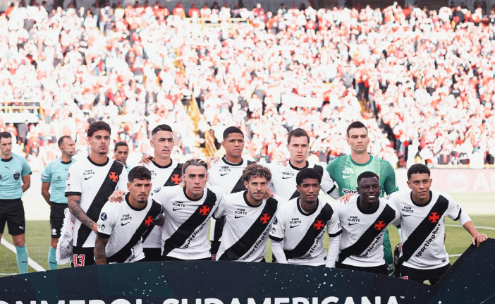 Após empate em Bogotá, Vasco decide vaga na semifinal em São Januário