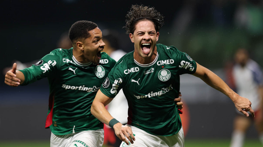 Giay marca de cabeça, e Palmeiras vence a LDU por 1 a 0 antes de encarar a altitude