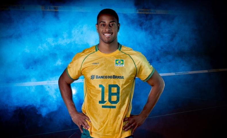 Bernardinho define os 14 do Brasil para Pré-Olímpico do Rio