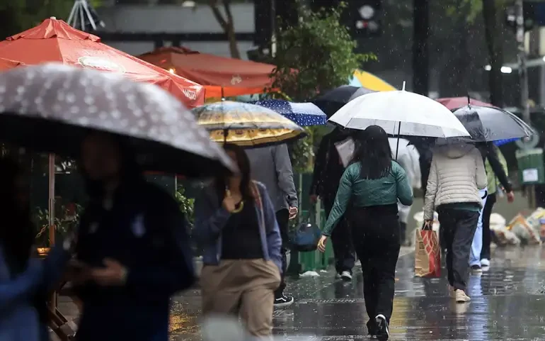 Chuvas deixam SP em alerta e cancelam agendas de candidatos