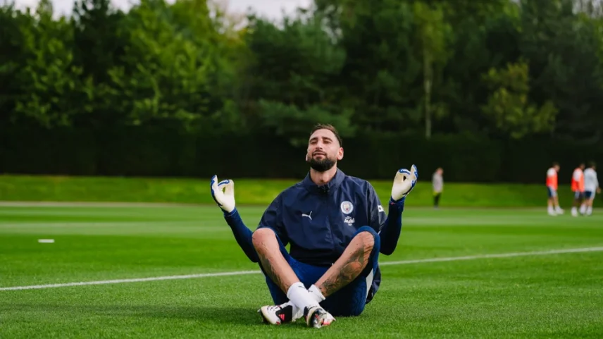 Manchester United x Manchester City: onde assistir, escalações e arbitragem