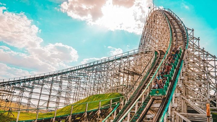 Jovem fica com sequelas após andar em montanha-russa do Hopi Hari