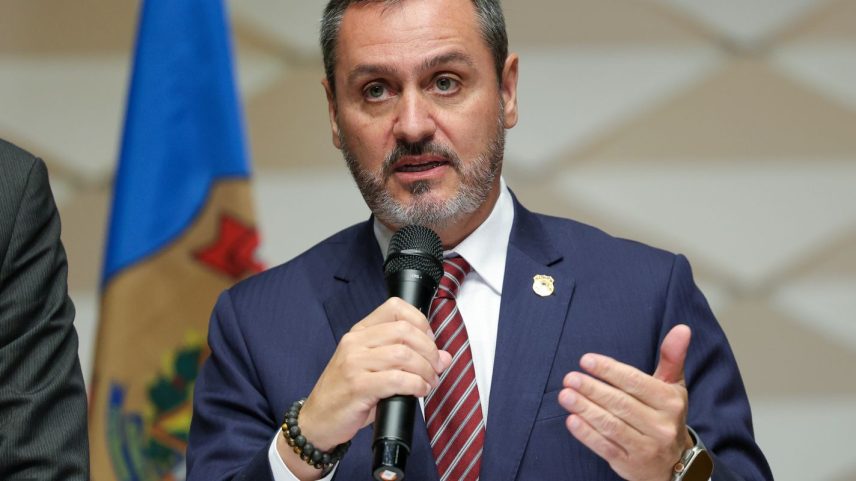 Apreensão de dinheiro vivo multiplica seis vezes em eleição nacional