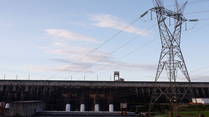 Conta de luz terá bandeira verde em outubro, confirma Aneel
