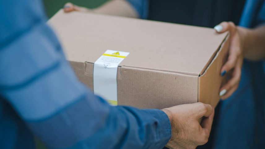 Compras internacionais crescem após fim da "taxa das blusinhas"