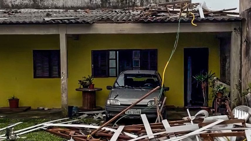 Quatro desaparecidos e mais de 600 desalojados no RS após temporal