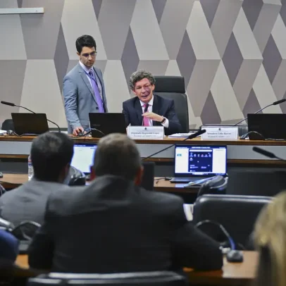 Votação da MP da "taxa das blusinhas" adiada mais uma vez