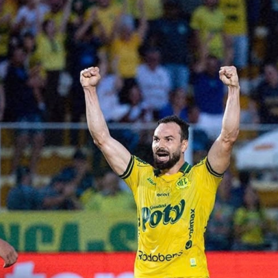 Mirassol reage no fim e empata com Vitória pelo Brasileirão