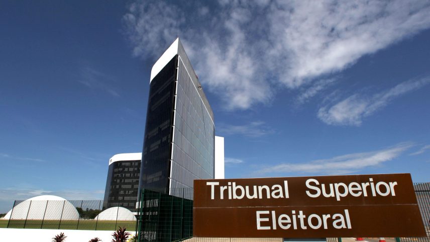TSE proíbe novos conteúdos com IA a partir desta quinta