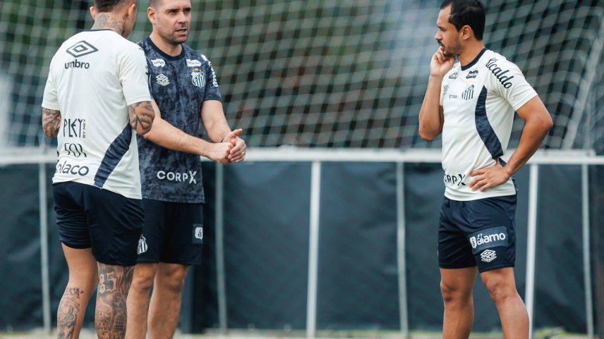 Santos x Flamengo: onde assistir, escalações e arbitragem