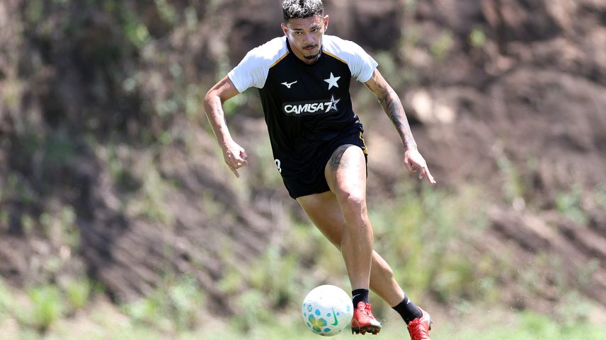 Coritiba x Botafogo: onde assistir, escalações e arbitragem