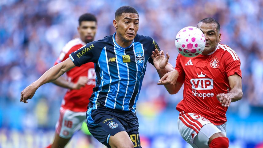 Wallace empata o Gre-Nal, e os dois rivais seguem na zona de rebaixamento