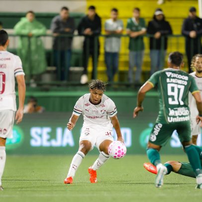 Chapecoense vence o Fluminense na Arena Condá, mas segue na lanterna