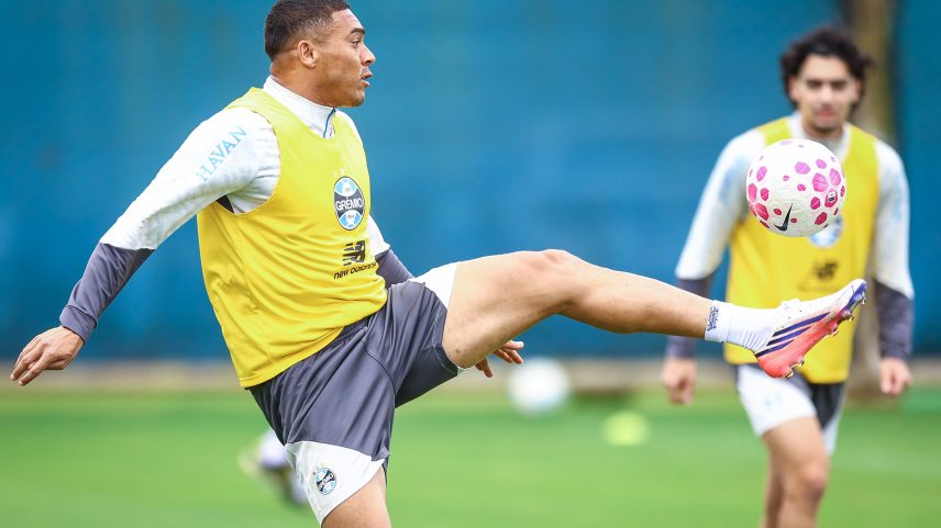 Coritiba x Grêmio: onde assistir, escalações e arbitragem