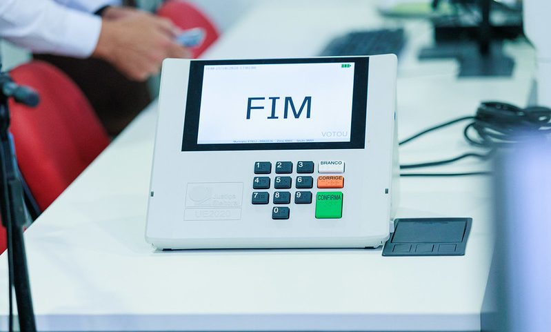 Votos brancos, nulos e abstenções: o que mudou entre o 1º e o 2º turno?