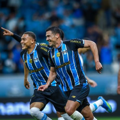 Marlon e Balbuena marcam, e Grêmio deixa a zona de rebaixamento