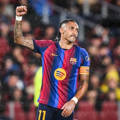 Raphinha assina renovação com Barcelona até 2030, diz jornalista