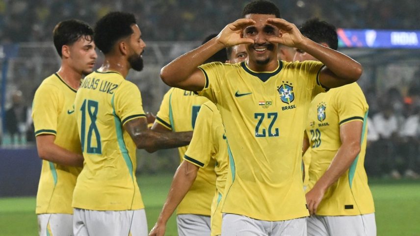 Em ritmo de treino, Brasil vence a Índia por 4 a 0
