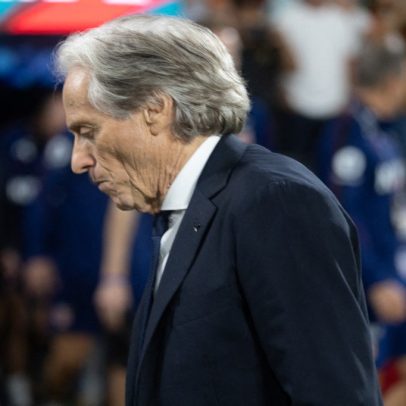 Jorge Jesus diz ter lido carta de CR7, mas evita responder às acusações