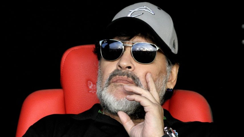 Promotoria acusa equipe médica de negligência no caso Maradona