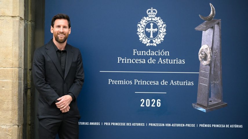 Messi chega à Espanha para receber Prêmio Princesa das Astúrias