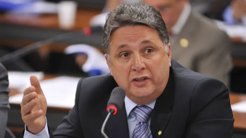 PSOL pede ao TSE que rejeite desistência de recurso de Garotinho