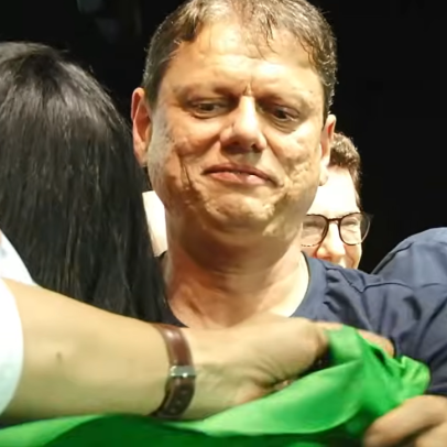 Tarcísio celebra reeleição no 1º turno em SP: "Vamos tirar o PT do Brasil"