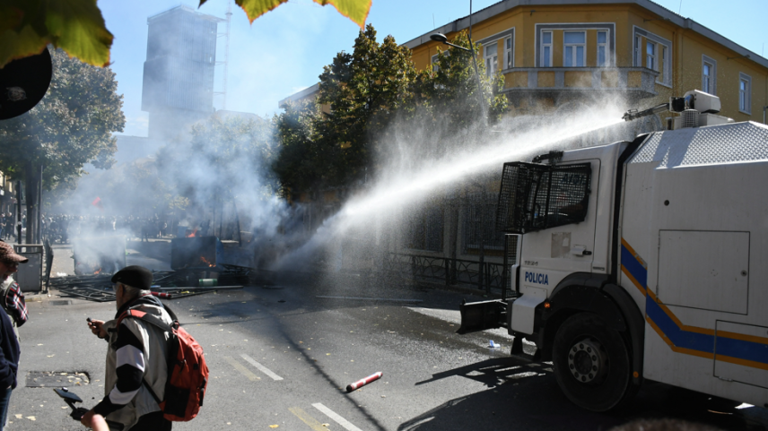 Protestos estudantis por melhores condições de ensino se espalham pela Europa