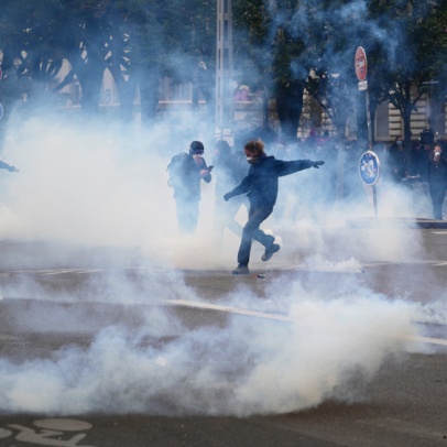 Protestos na Europa deixam mais de mil detidos no fim de semana