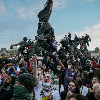 Quase 500 presos na França nesta terça (6) em protestos por mudanças na educação
