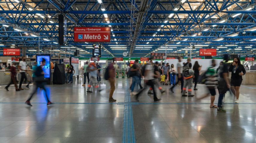 Metrô, CPTM e ônibus: veja o que muda no feriado de 12 de outubro