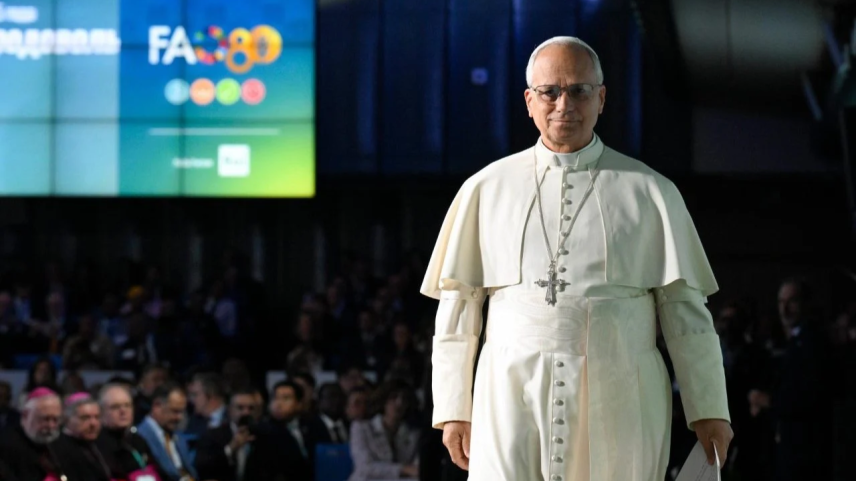 Papa Leão XIV terá alta médica neste sábado após cirurgia no pulmão