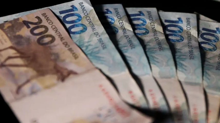Arrecadação federal bate recorde em setembro e chega a R$ 239 bi