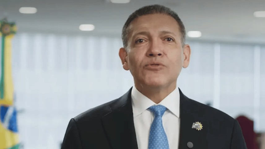 TSE diz ser falsa a alegação de Flávio sobre expulsão de fiscais