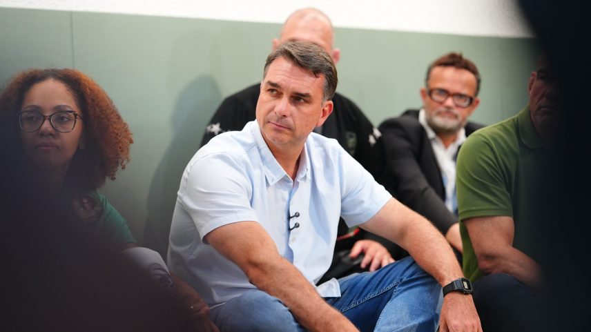Flávio defende mudanças na Constituição e reforma no Judiciário