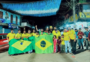 Torcedores do Brasil na Índia. (Imagem: Redes Sociais)