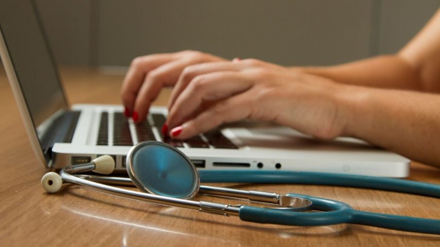 Senado aprova MP que torna Enamed obrigatório para exercer medicina
