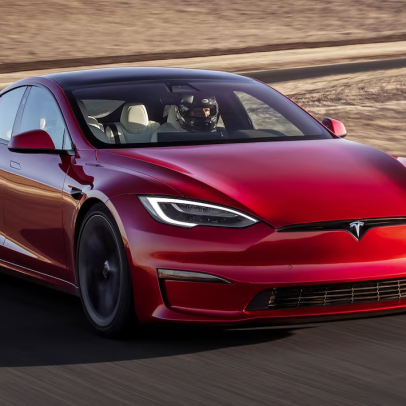 Ações da Tesla sobem com vendas acima do esperado