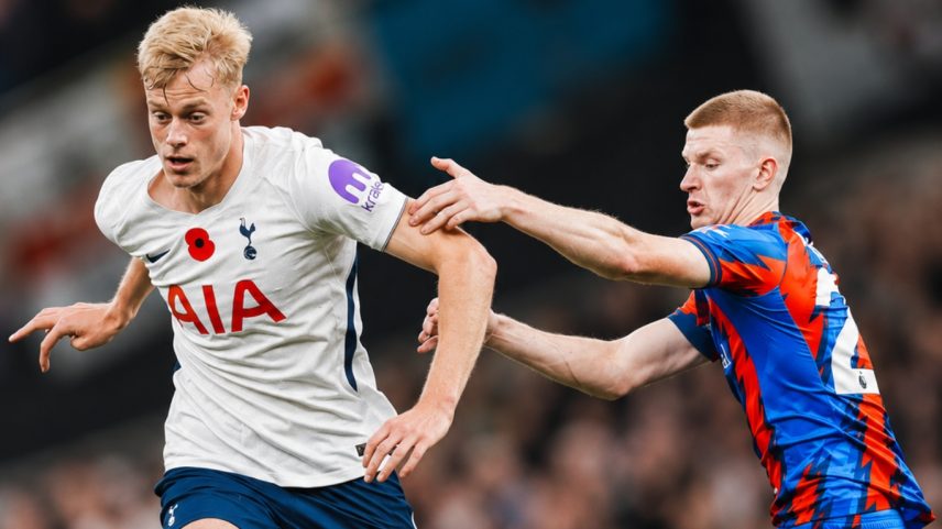 Tottenham vence o Crystal Palace e chega à terceira vitória seguida