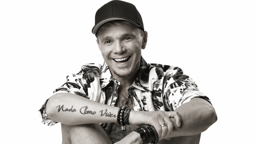 Cantor Netinho, dono do hit 'Milla', morre aos 60 anos