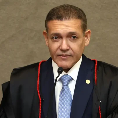 Kassio dá prazo para PGR se manifestar sobre revisão da pena de Bolsonaro