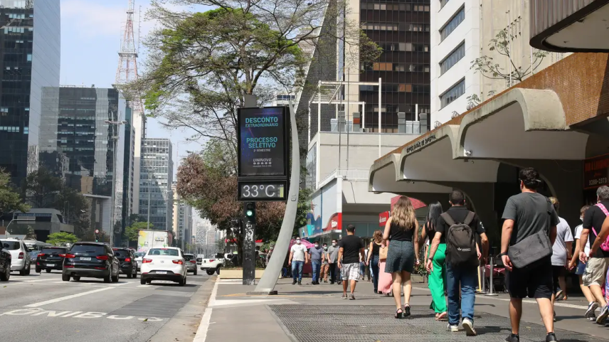 Dia de Finados 2026: veja o que abre e fecha em São Paulo