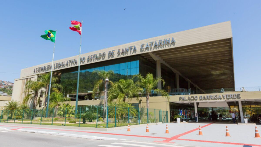 Veja a lista dos deputados estaduais eleitos por Santa Catarina