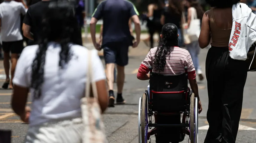 Candidatos do Enem 2026 devem escolher idioma até domingo (18)