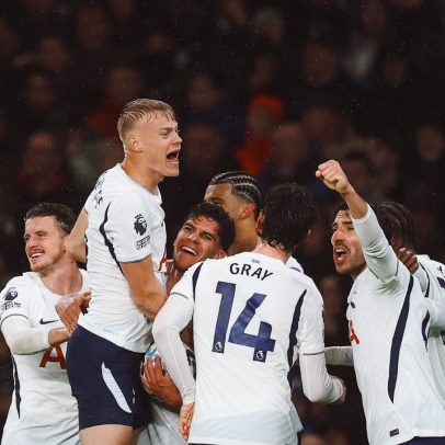 Palmer é expulso, e Tottenham vence no Stamford Bridge após oito anos