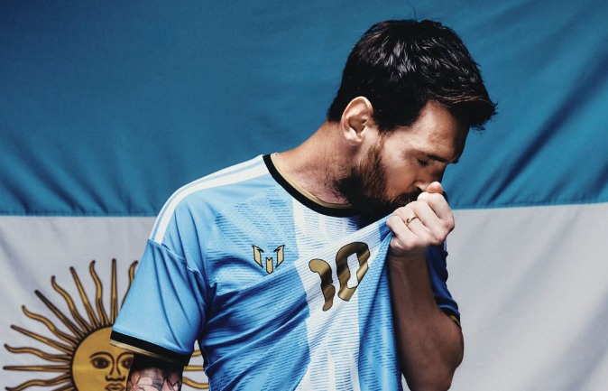 Messi se despede da Argentina com Monumental lotado e festa em Buenos Aires