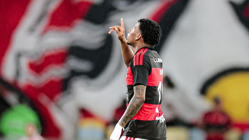 Carrascal converte pênalti no fim e Flamengo retoma a liderança