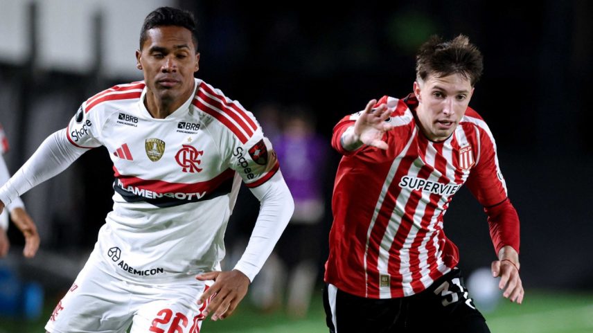 Flamengo empata em La Plata, e vaga na final fica para o Maracanã