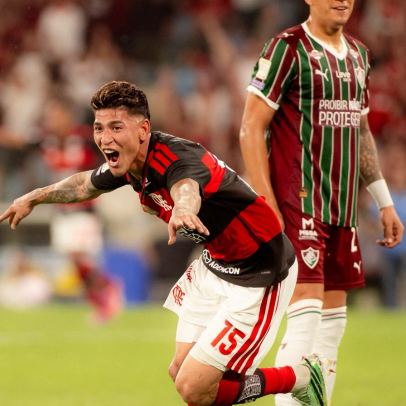 Carrascal decide o Fla-Flu, e Flamengo chega aos 64 pontos na liderança